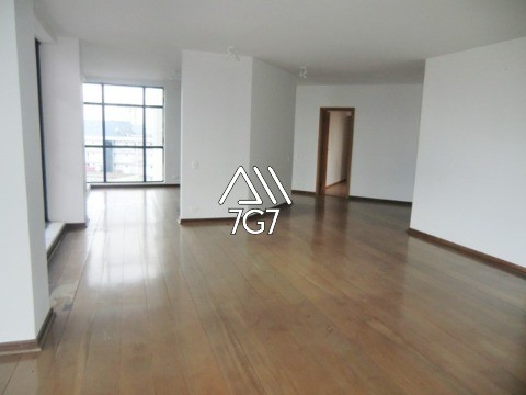 Foto 5 de Apartamento com 3 Quartos para venda ou aluguel, 237m² em Real Parque, São Paulo