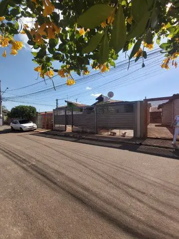 Foto 1 de Casa com 2 Quartos à venda, 200m² em Vila Santa Luzia, Campo Grande
