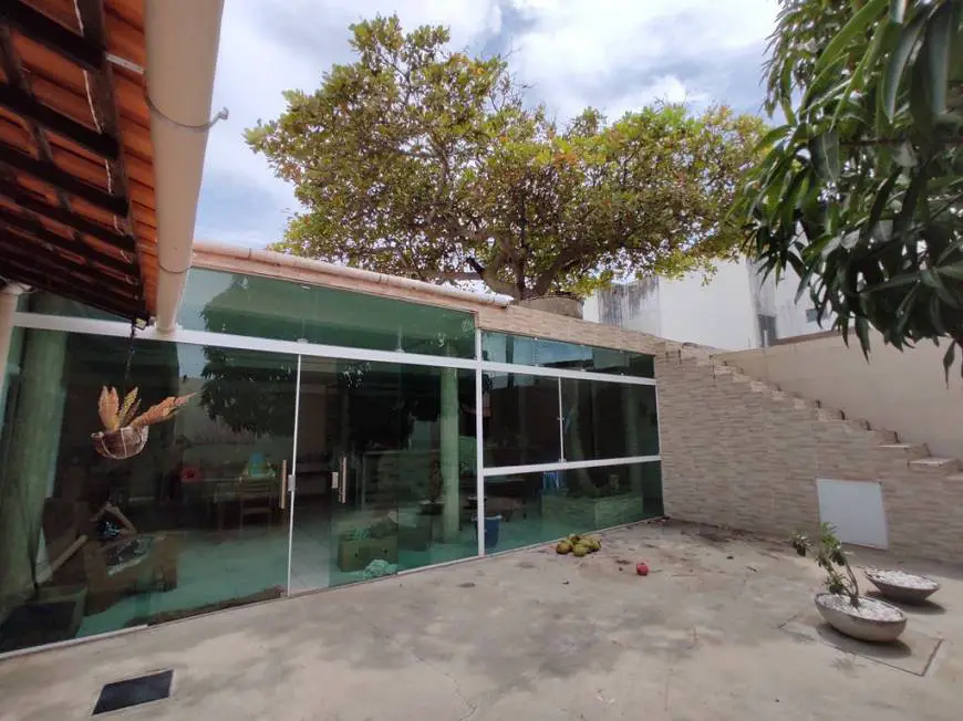 Foto 4 de Casa com 4 Quartos à venda, 300m² em Atalaia, Aracaju