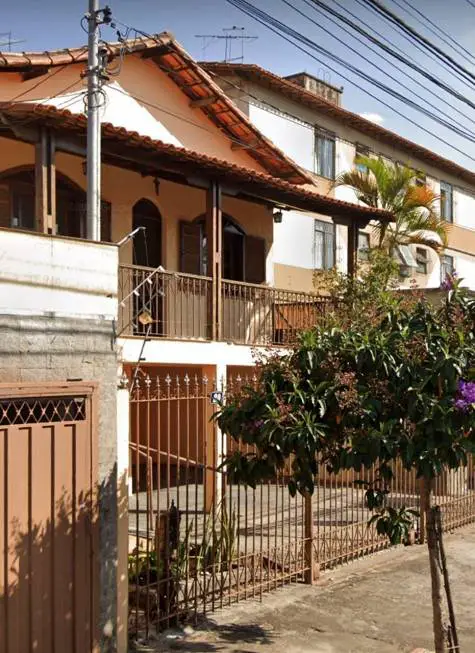 Foto 1 de Casa com 4 Quartos à venda, 362m² em Serrano, Belo Horizonte