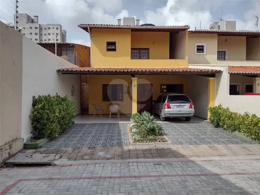 Foto 1 de Casa com 5 Quartos à venda, 150m² em Cambeba, Fortaleza