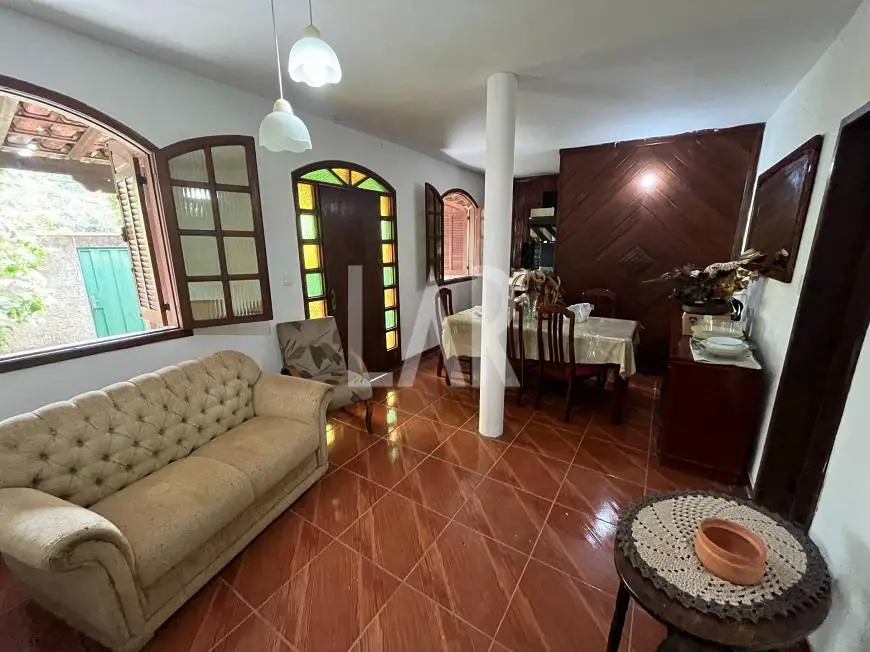 Foto 4 de Casa com 6 Quartos à venda, 220m² em Alípio de Melo, Belo Horizonte
