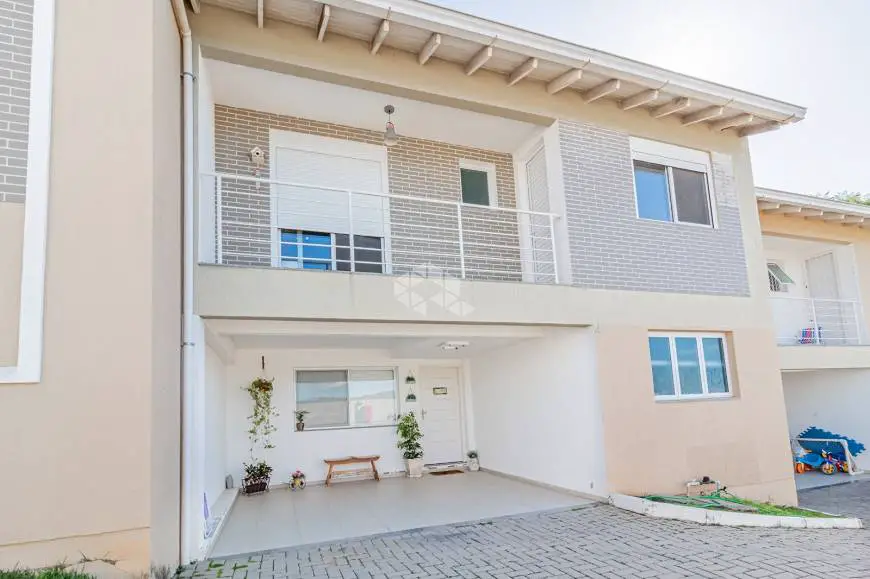 Foto 1 de Casa de Condomínio com 3 Quartos à venda, 195m² em Tristeza, Porto Alegre
