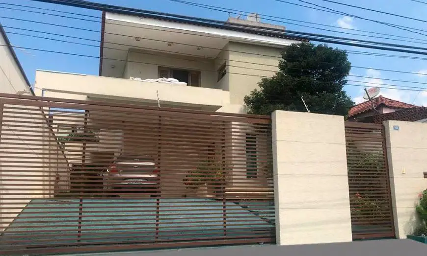 Foto 1 de Sobrado com 3 Quartos à venda, 280m² em Vila Nova Bonsucesso, Guarulhos