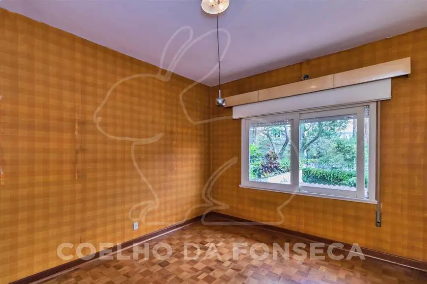 Foto 2 de Sobrado com 4 Quartos à venda, 380m² em Pacaembu, São Paulo
