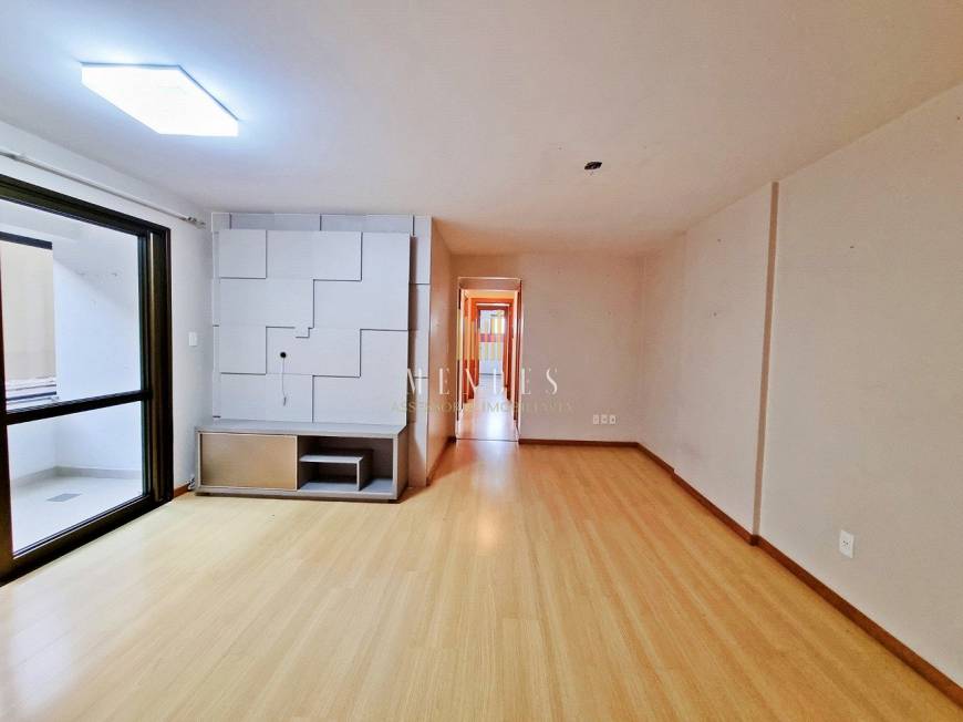 Foto 4 de Apartamento com 2 Quartos à venda, 92m² em Centro, Caxias do Sul