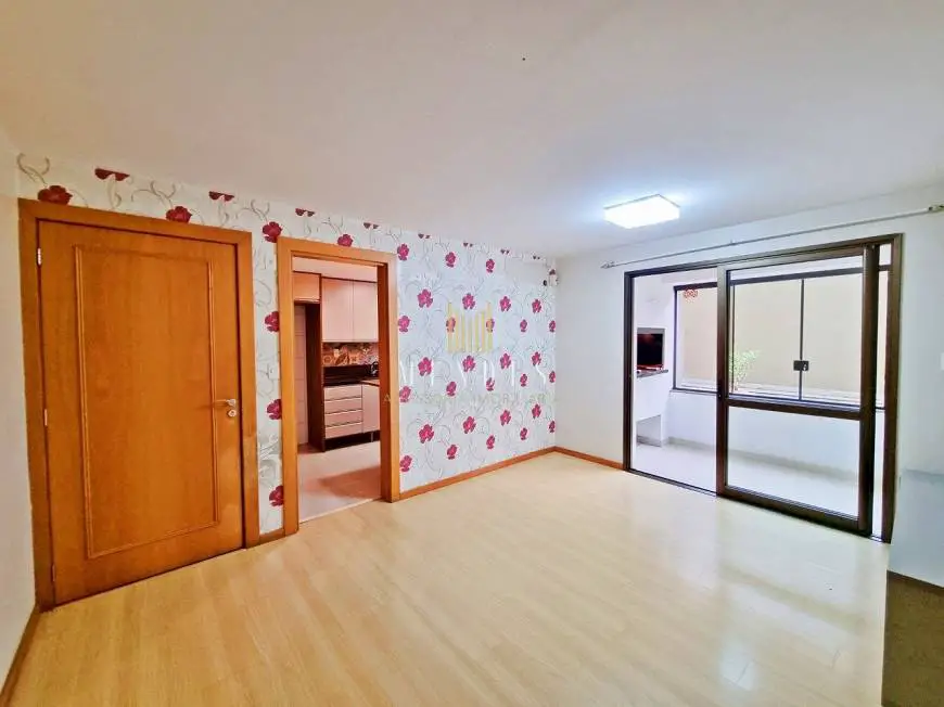 Foto 5 de Apartamento com 2 Quartos à venda, 92m² em Centro, Caxias do Sul