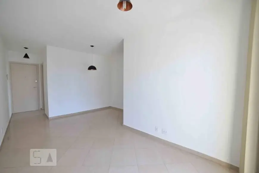 Foto 3 de Apartamento com 3 Quartos para alugar, 62m² em Cambuci, São Paulo