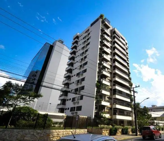 Foto 1 de Apartamento com 3 Quartos à venda, 310m² em Centro, Joinville