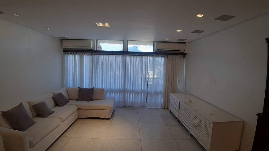 Foto 1 de Apartamento com 3 Quartos para venda ou aluguel, 170m² em Leblon, Rio de Janeiro