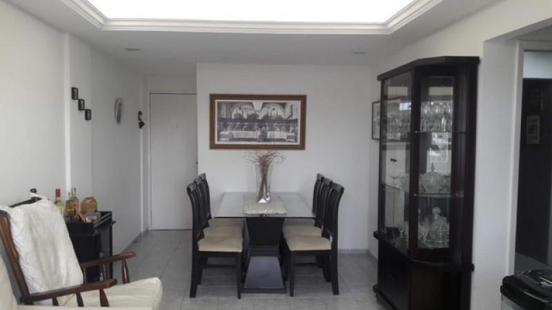 Foto 1 de Apartamento com 3 Quartos à venda, 84m² em Madalena, Recife