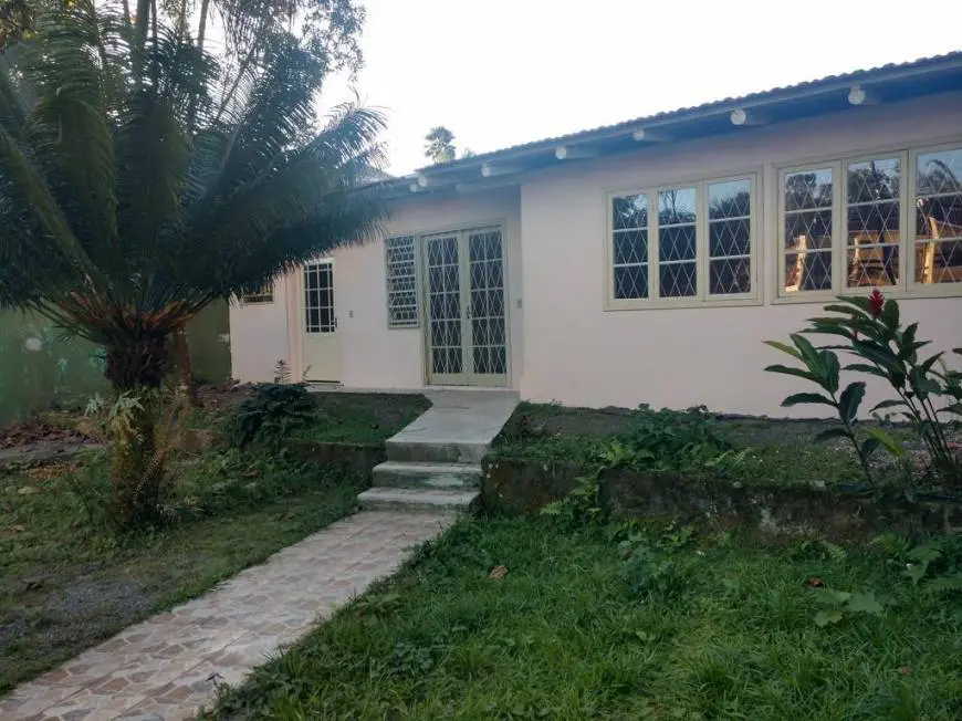 Foto 1 de Casa com 2 Quartos para alugar, 60m² em América, Joinville