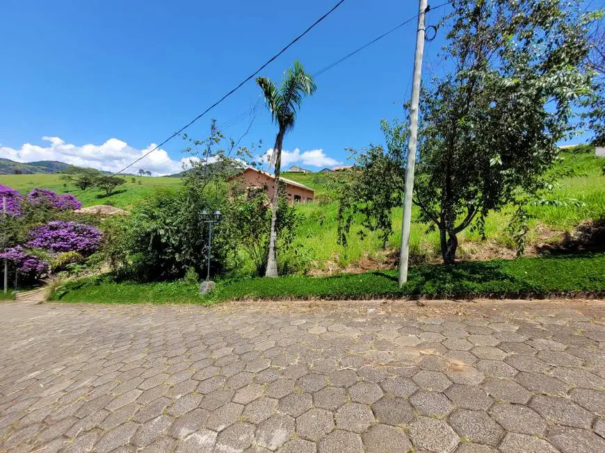 Foto 1 de Lote/Terreno à venda, 800m² em Centro, Paraisópolis