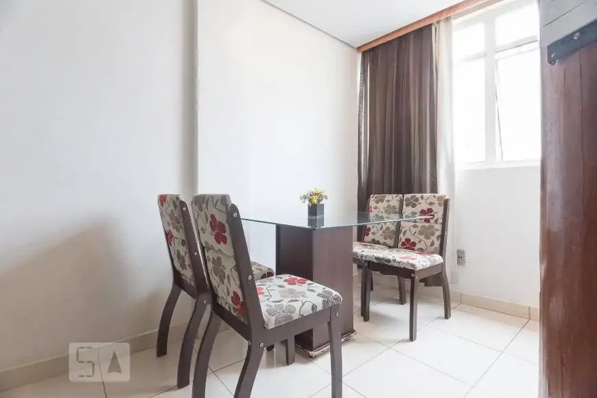 Foto 5 de Apartamento com 1 Quarto para alugar, 52m² em Centro, Florianópolis
