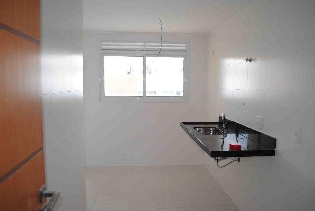Foto 2 de Apartamento com 2 Quartos à venda, 80m² em Engenheiro Luciano Cavalcante, Fortaleza