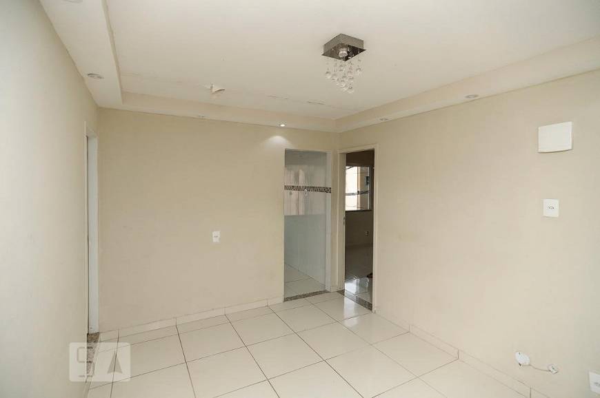 Foto 2 de Apartamento com 2 Quartos para alugar, 43m² em Quintino Bocaiúva, Rio de Janeiro