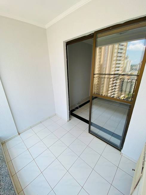 Foto 3 de Apartamento com 3 Quartos à venda, 83m² em Jardim Goiás, Goiânia