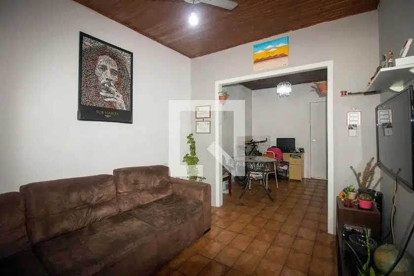 Foto 1 de Casa com 2 Quartos para alugar, 72m² em Rubem Berta, Porto Alegre