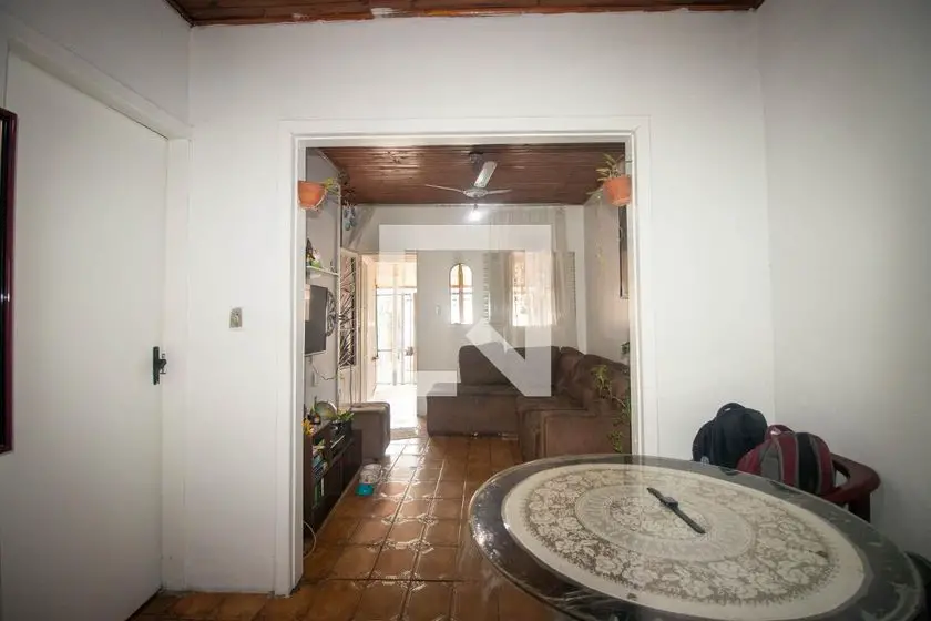 Foto 5 de Casa com 2 Quartos para alugar, 72m² em Rubem Berta, Porto Alegre