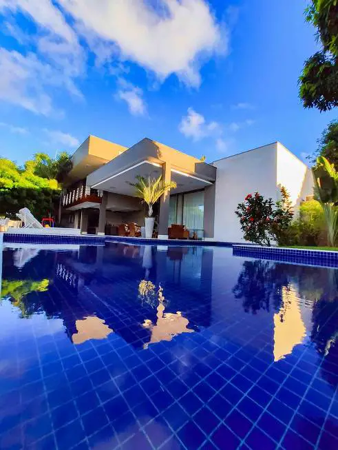 Foto 1 de Casa de Condomínio com 5 Quartos à venda, 2300m² em Patamares, Salvador