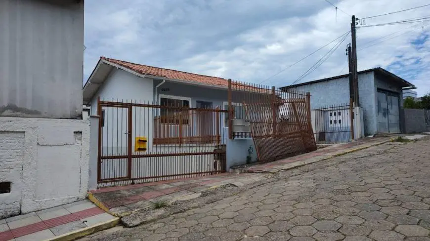 Foto 1 de Kitnet com 1 Quarto à venda, 35m² em Ipiranga, São José