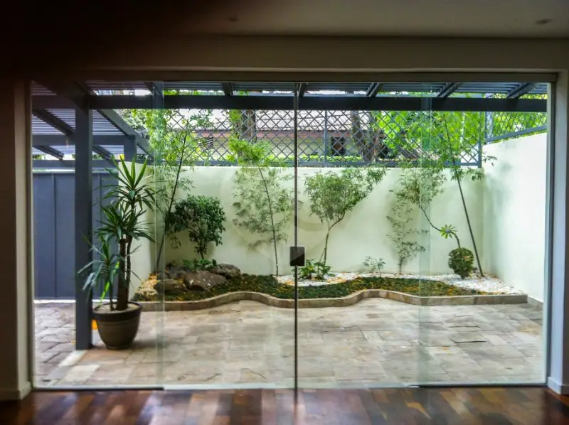Foto 1 de Sobrado com 4 Quartos para alugar, 330m² em Jardim Europa, São Paulo