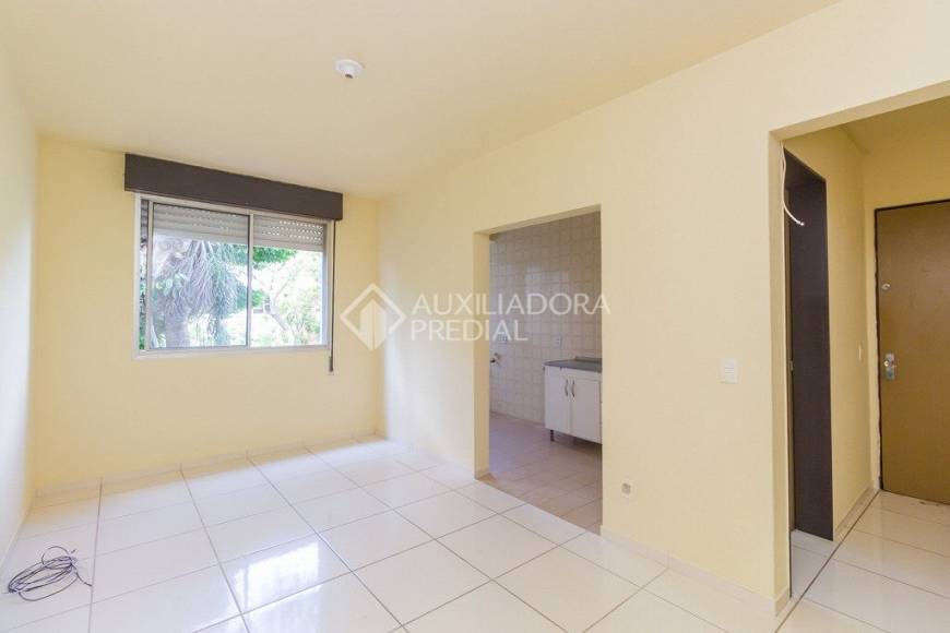 Foto 2 de Apartamento com 1 Quarto para alugar, 45m² em Azenha, Porto Alegre