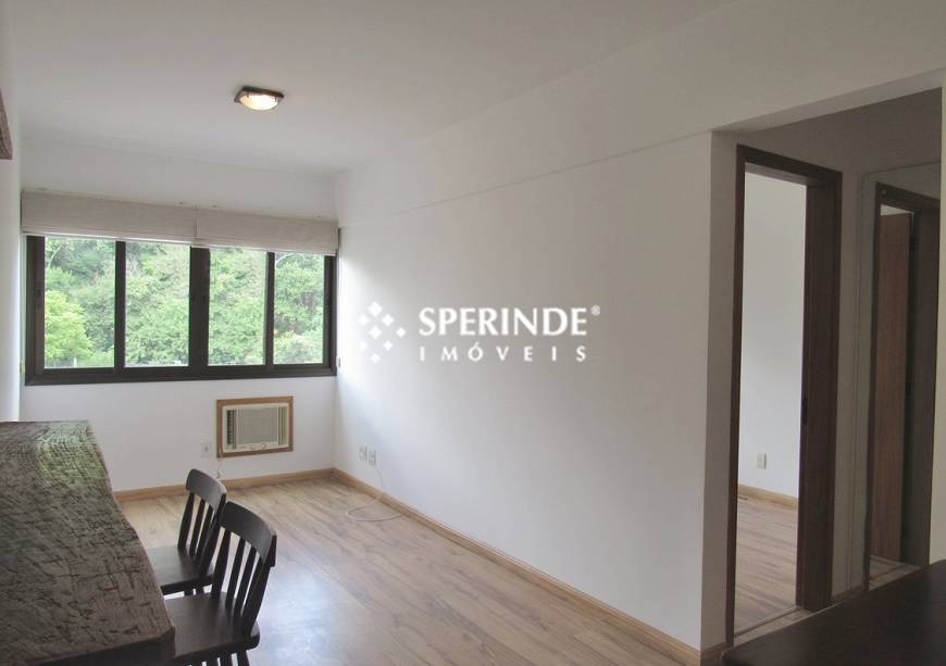 Foto 2 de Apartamento com 1 Quarto para alugar, 43m² em Floresta, Porto Alegre