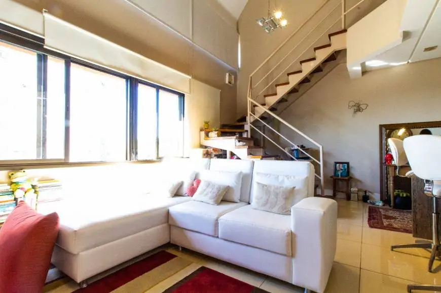 Foto 1 de Apartamento com 1 Quarto à venda, 75m² em Três Figueiras, Porto Alegre