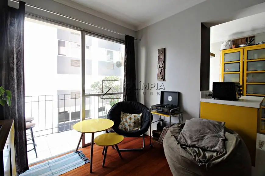 Foto 3 de Apartamento com 2 Quartos à venda, 65m² em Vila Olímpia, São Paulo