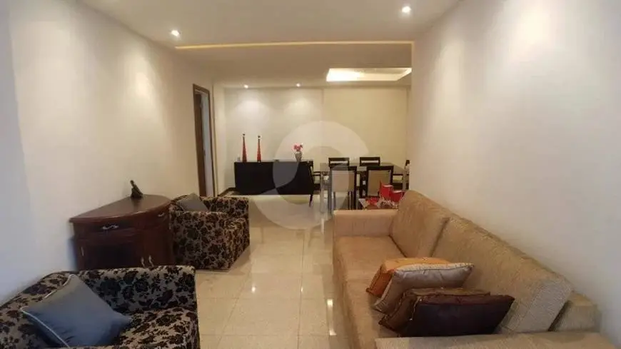 Foto 2 de Apartamento com 3 Quartos à venda, 111m² em Icaraí, Niterói