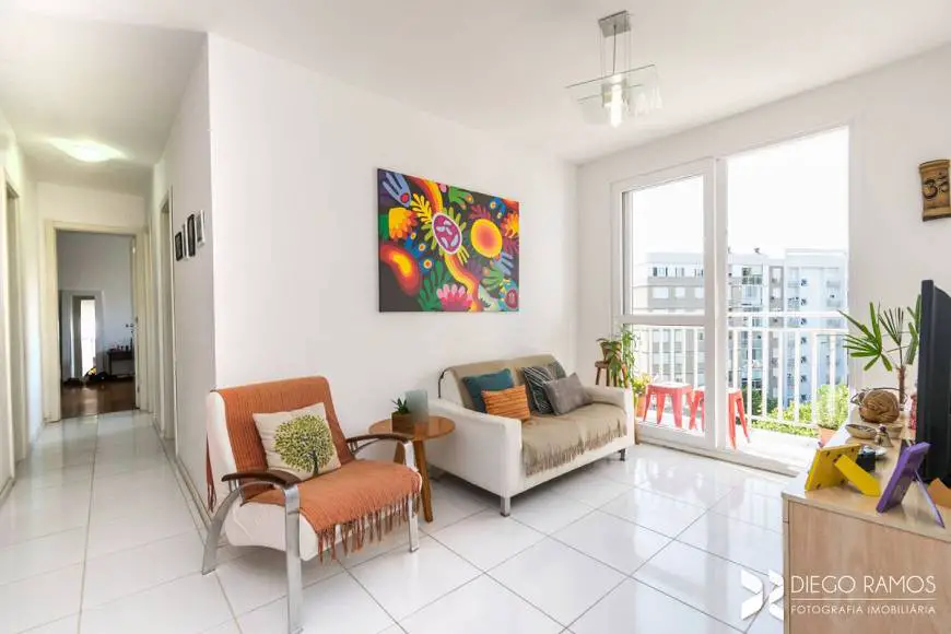 Foto 1 de Apartamento com 3 Quartos à venda, 72m² em Jardim Itú Sabará, Porto Alegre