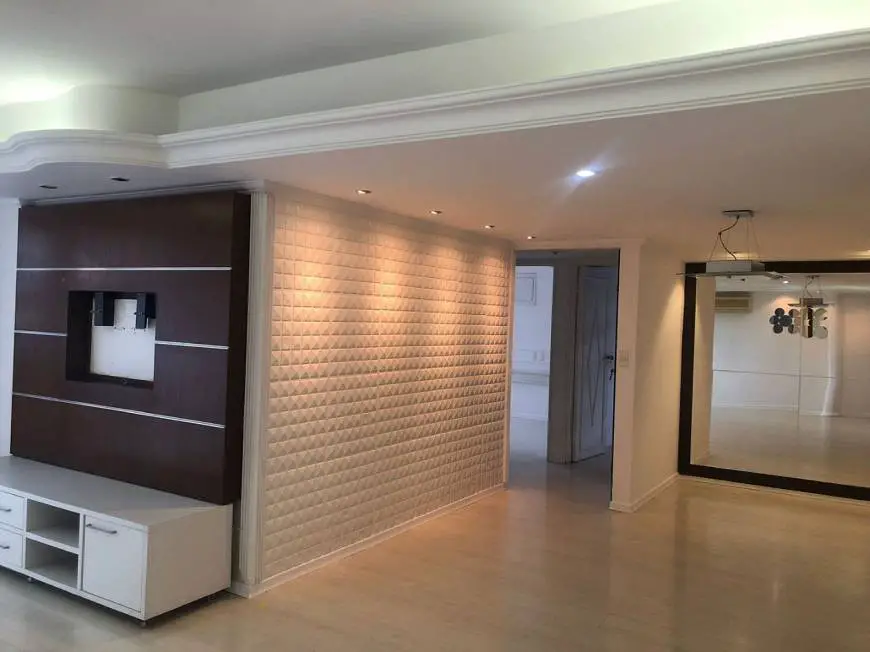 Foto 1 de Apartamento com 3 Quartos à venda, 125m² em Ponta Verde, Maceió