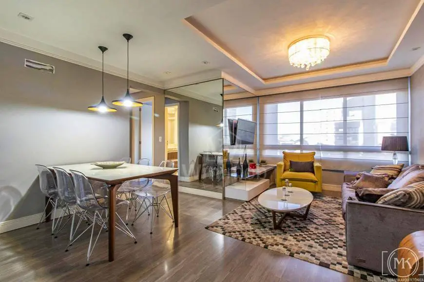 Foto 1 de Apartamento com 3 Quartos à venda, 74m² em Rio Branco, Porto Alegre
