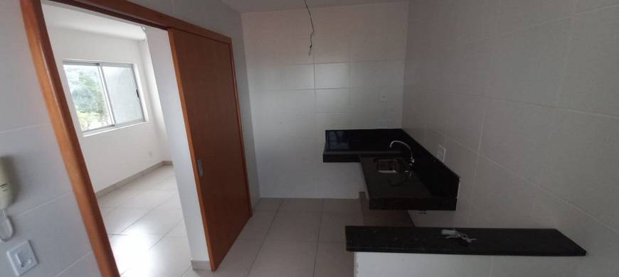 Foto 3 de Apartamento com 3 Quartos à venda, 64m² em Sinimbu, Belo Horizonte
