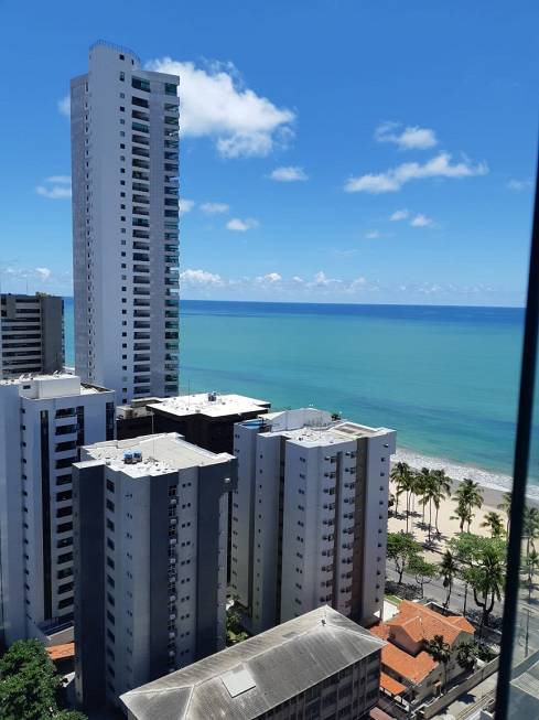 Foto 1 de Apartamento com 4 Quartos à venda, 214m² em Boa Viagem, Recife