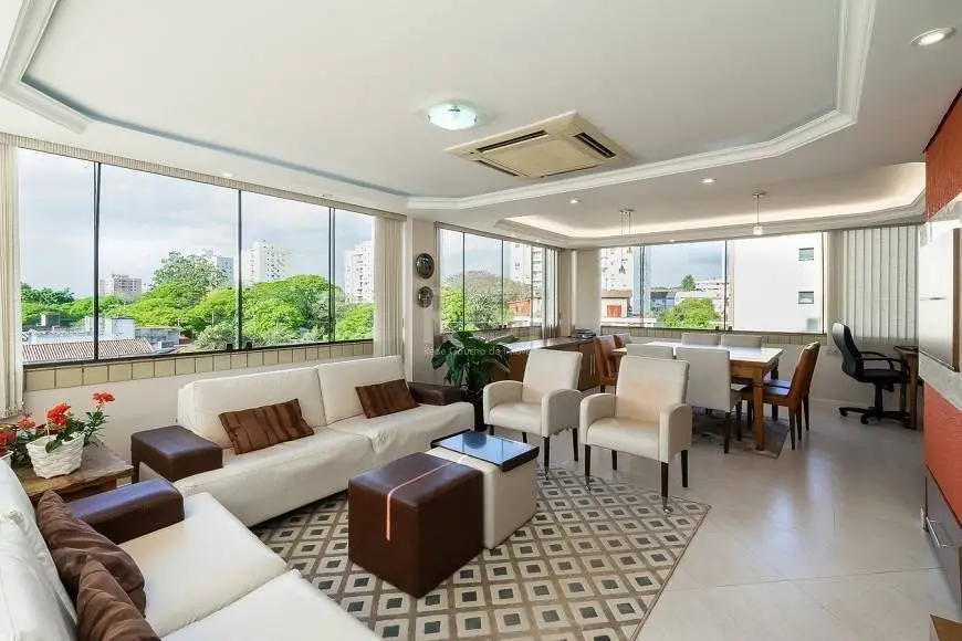 Foto 4 de Apartamento com 4 Quartos à venda, 309m² em Jardim Lindóia, Porto Alegre