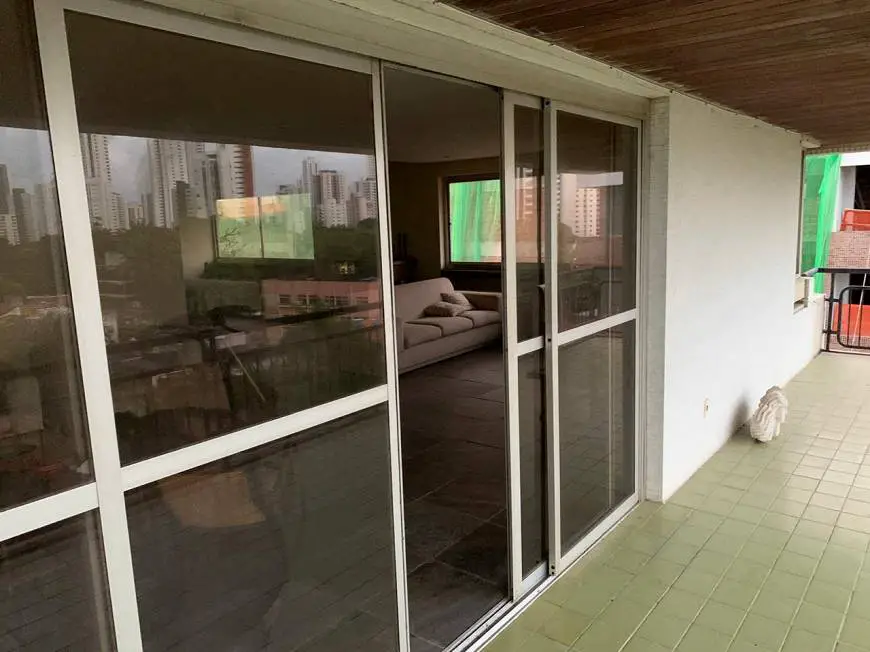 Foto 3 de Apartamento com 4 Quartos à venda, 288m² em Monteiro, Recife