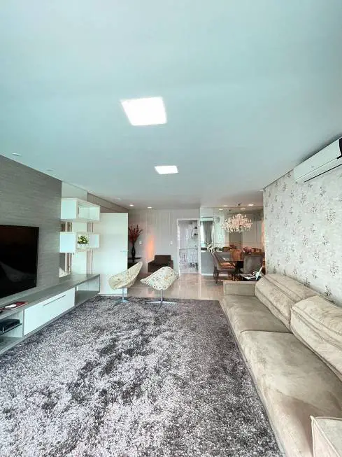 Foto 1 de Apartamento com 4 Quartos para alugar, 215m² em Ponta D'areia, São Luís