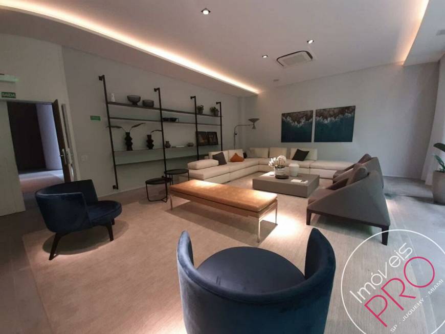 Foto 4 de Apartamento com 4 Quartos à venda, 248m² em Vila Nova Conceição, São Paulo