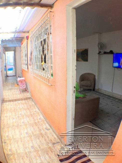 Foto 2 de Casa com 2 Quartos à venda, 60m² em Jardim Didinha, Jacareí