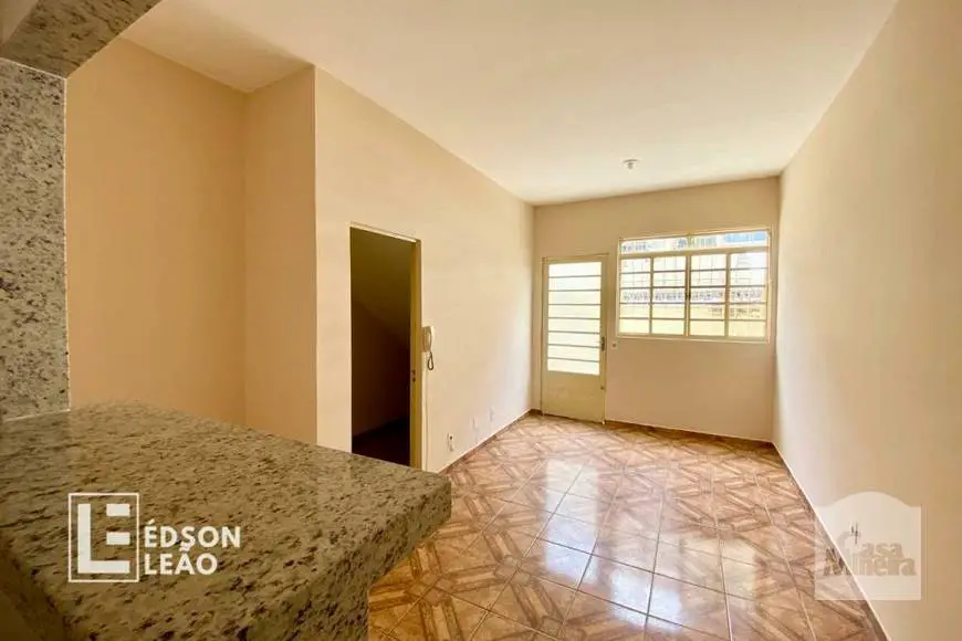 Foto 1 de Casa com 2 Quartos à venda, 50m² em Minaslândia, Belo Horizonte