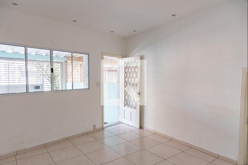 Foto 2 de Casa com 2 Quartos para alugar, 120m² em Sacomã, São Paulo