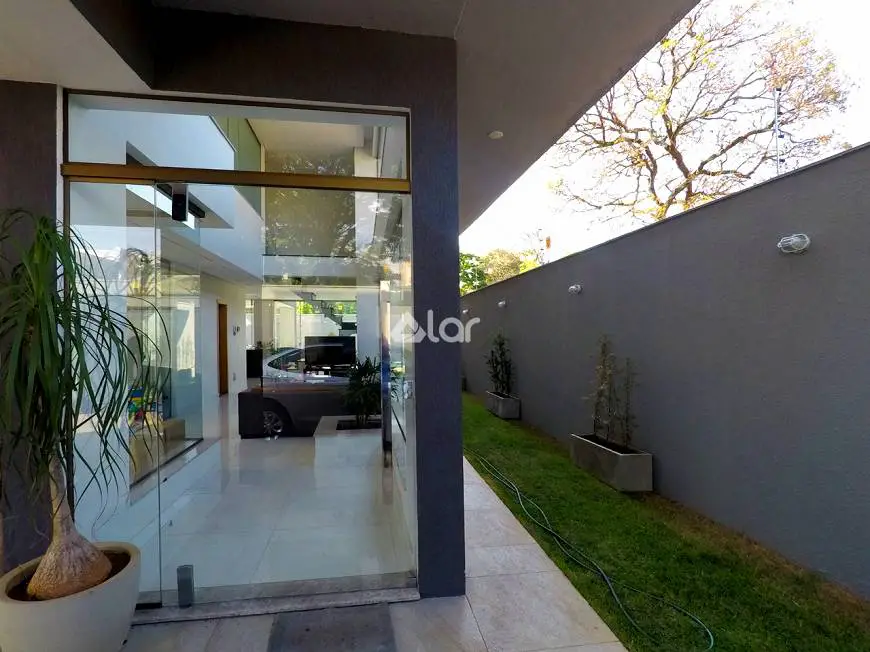 Foto 2 de Casa com 4 Quartos à venda, 260m² em Braúnas, Belo Horizonte
