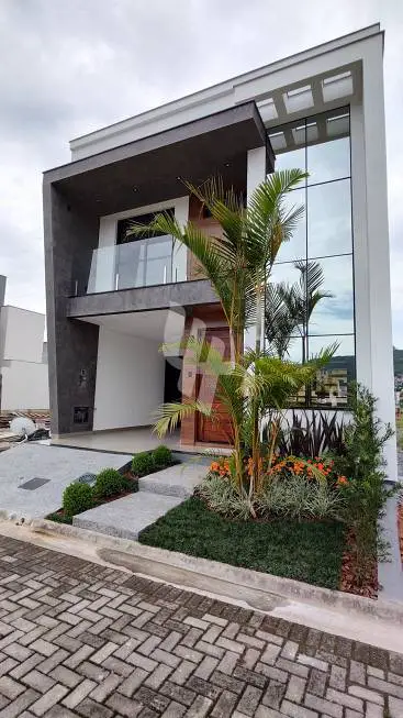 Foto 1 de Casa de Condomínio com 3 Quartos à venda, 164m² em Beira Rio, Biguaçu
