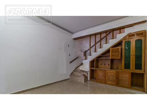 Foto 1 de Sobrado com 2 Quartos para alugar, 122m² em Vila Leopoldina, Santo André