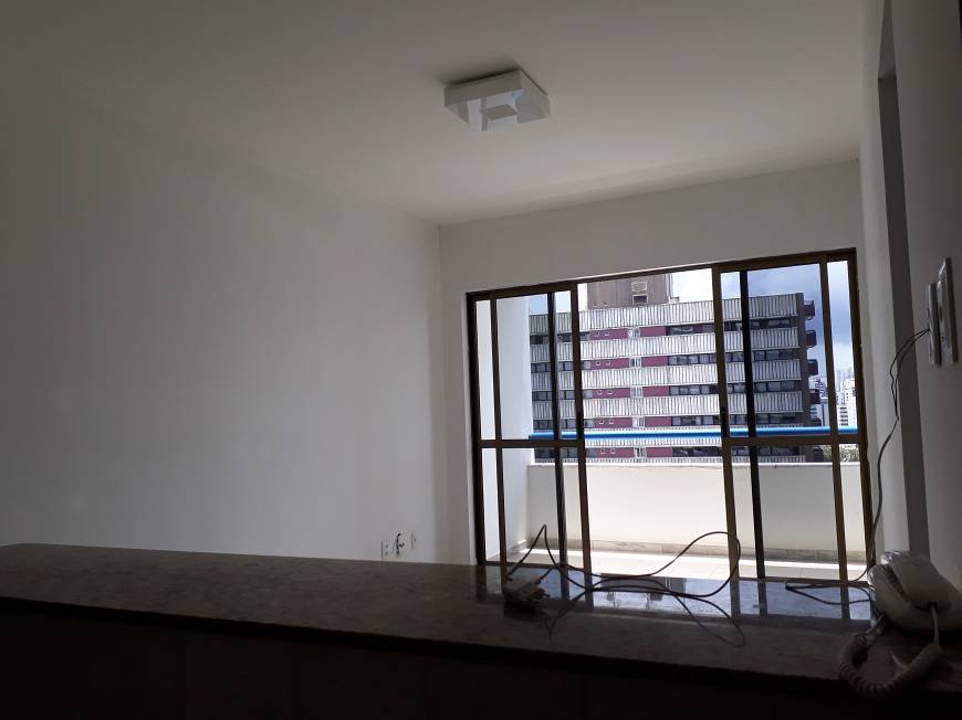Foto 5 de Apartamento com 1 Quarto para alugar, 50m² em Pituba, Salvador
