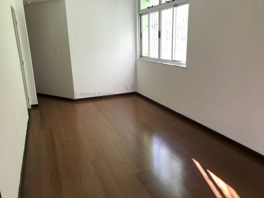 Foto 1 de Apartamento com 3 Quartos à venda, 80m² em João Pinheiro, Belo Horizonte