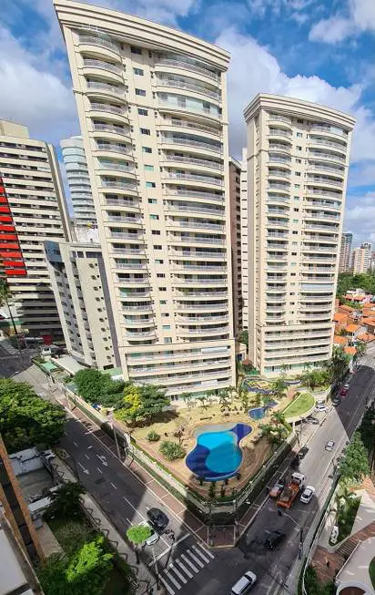 Foto 1 de Apartamento com 3 Quartos à venda, 350m² em Meireles, Fortaleza