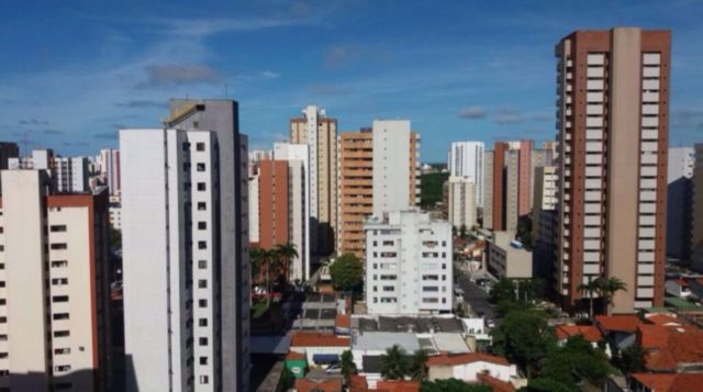 Foto 1 de Apartamento com 4 Quartos à venda, 194m² em Papicu, Fortaleza